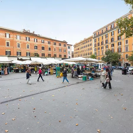 Lovely New Home, Piazza San Cosimato! 아파트 *